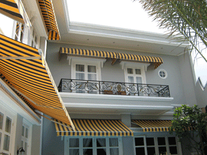 gallery/2.-awning-gulung-&-canopy-permanen